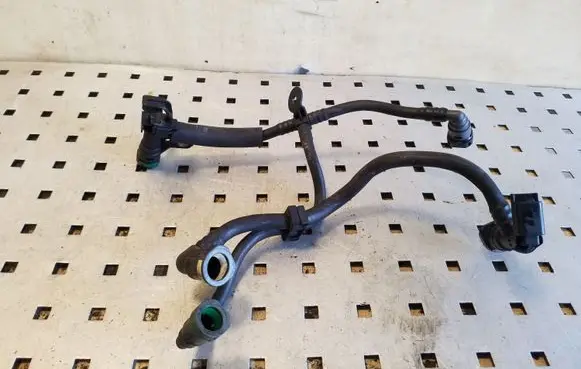 Peugeot 508 Fuel line pipe 99508K