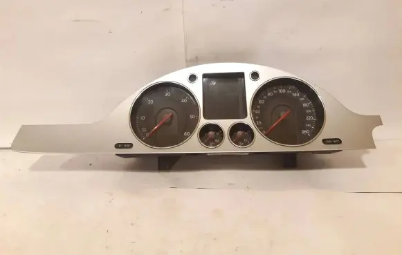 Volkswagen PASSAT B6 Speedometer (instrument cluster) A2C53194181