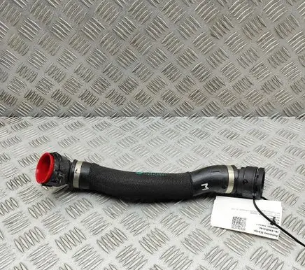 BMW X6 G06 Engine coolant pipe/hose 8596053