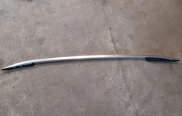 Volkswagen Touareg II Roof bar rail 7P6860044B