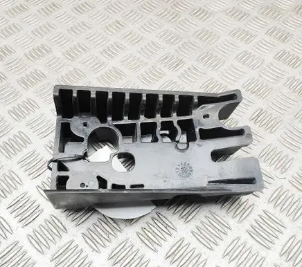Alfa Romeo Giulia Rear bumper mounting bracket 50560364