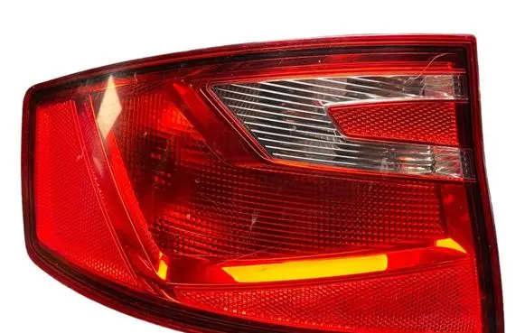 Seat Toledo IV (NH) Rear/tail lights 6JH945095B