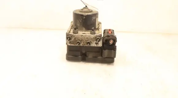 Skoda Octavia Mk2 (1Z) ABS Pump