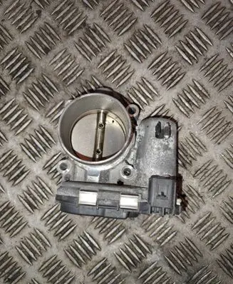 Ford Focus Throttle valve CM5E9F991AD