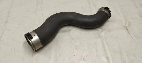 BMW 5 F10 F11 Intercooler hose/pipe 8571896