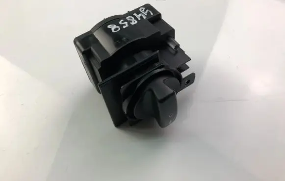 Mercedes-Benz B W245 Light switch A1695452704