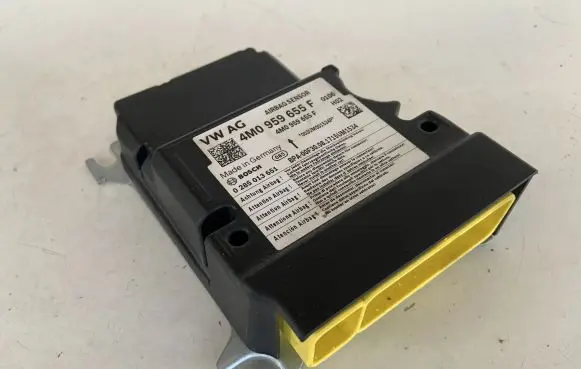 Audi Q7 4M Airbag control unit/module 4M0959655F