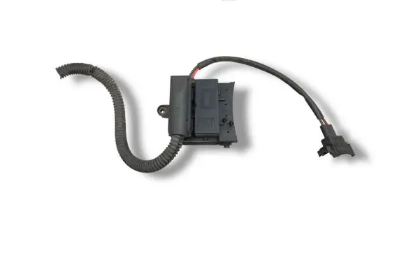 Coolant fan relay
