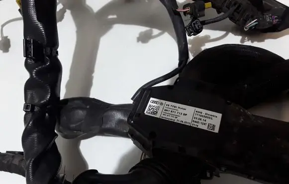 Audi A8 S8 D4 4H Engine installation wiring loom 4H1971713DP 771005800L