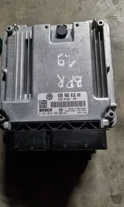 Volkswagen Transporter - Caravelle T5 Engine control unit/module 038906016AH 0281012762