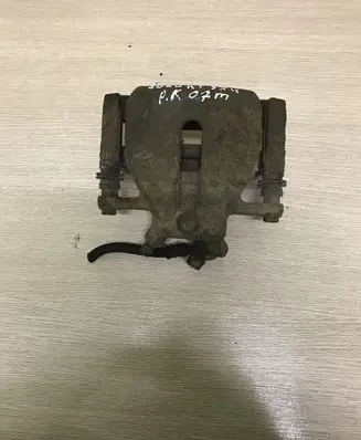 Suzuki SX4 Front brake caliper
