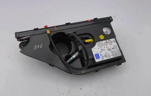 Mercedes-Benz B W246 W242 Tool set A2468900188