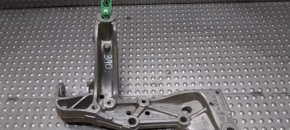 Seat Leon (1P) Front control arm 1K0199296E