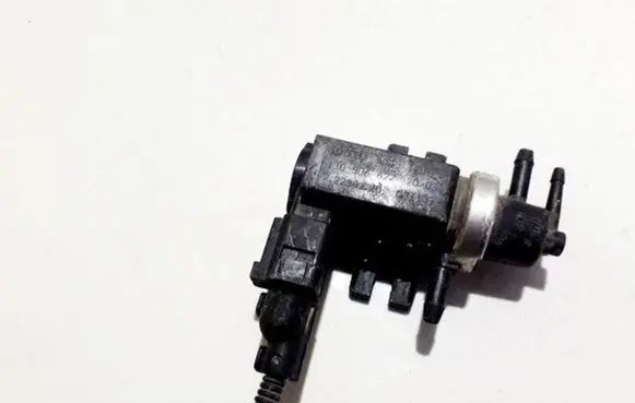 Volkswagen Touareg I Turbo solenoid valve 1t0906627 7.22900.20