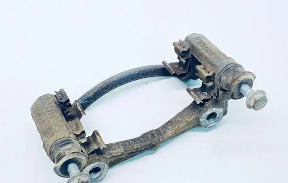 Toyota Aygo AB40 Front Brake Caliper Pad/Carrier 4772109211