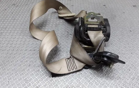 Peugeot 407 Front seatbelt E20402066
