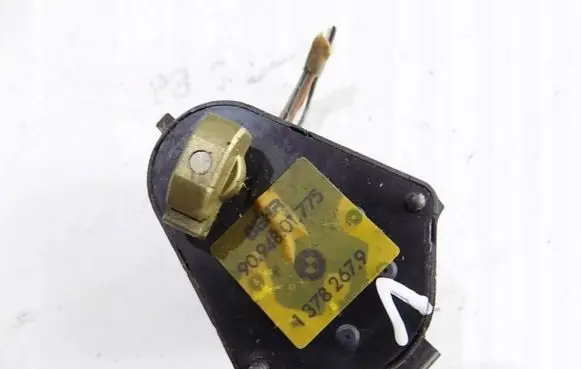 BMW 7 E32 Air flap motor/actuator 13782679