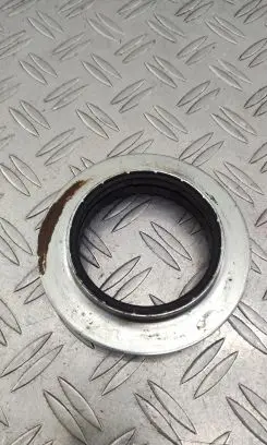 Volkswagen PASSAT B7 Front upper strut mount 
