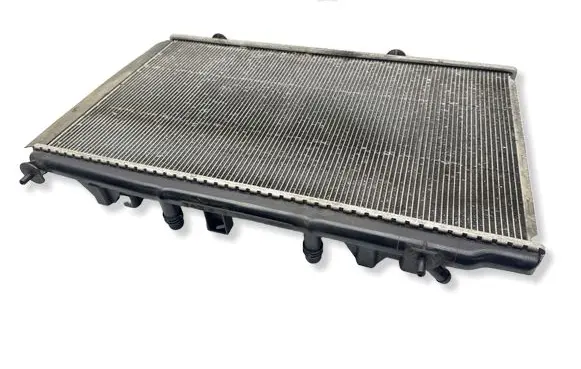Opel Mokka B Coolant radiator 982111158A