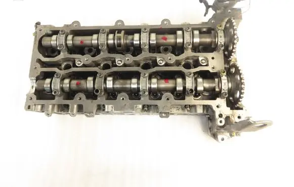 Mercedes-Benz C W204 Engine head 