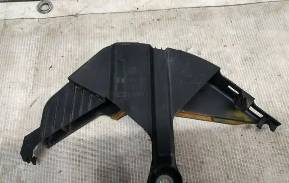 Volkswagen Touareg I Handbrake trim 7L6819766