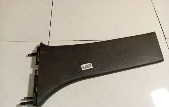 Skoda Superb B5 (3U) (B) pillar trim (top) 3B0867297