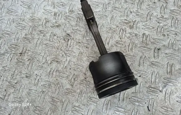 BMW X3 E83 Piston with connecting rod 0840C STP