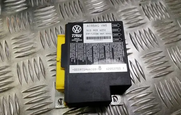 Volkswagen PASSAT B6 Airbag control unit/module 3C0909605E