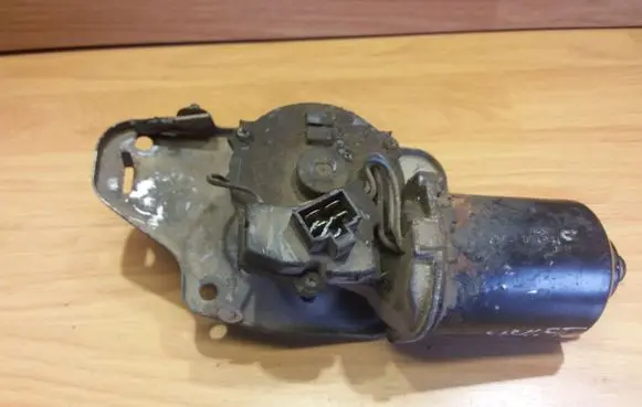 Suzuki Swift Cultus Wiper motor