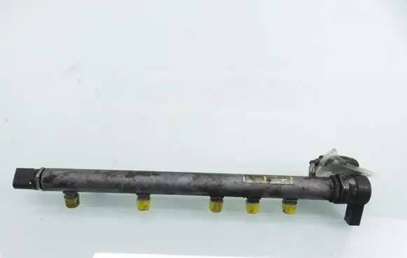 Mercedes-Benz B W245 Fuel main line pipe 0281002843 6400702395 0281002494