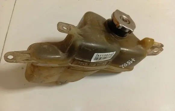 Jeep Compass Coolant expansion tank/reservoir 05058157AC