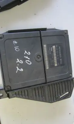 Mercedes-Benz E W210 Comfort/convenience module 2108203826