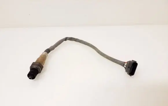 Renault Trafic III (X82) Lambda probe sensor 0281004221 226A41733R H8201395330
