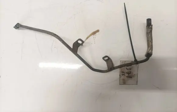 Mazda 3 I Fuel line pipe