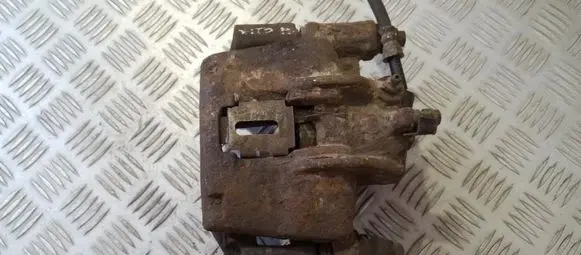 Mercedes-Benz Vito Viano W638 Front brake caliper