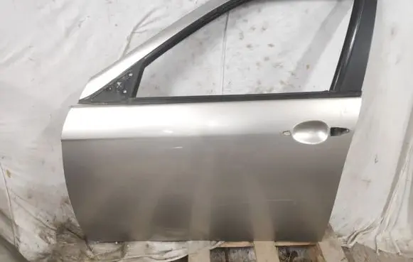 Alfa Romeo 156 Front door