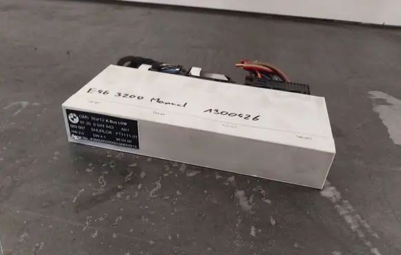 BMW 3 E46 Comfort/convenience module 6944843 61356944843