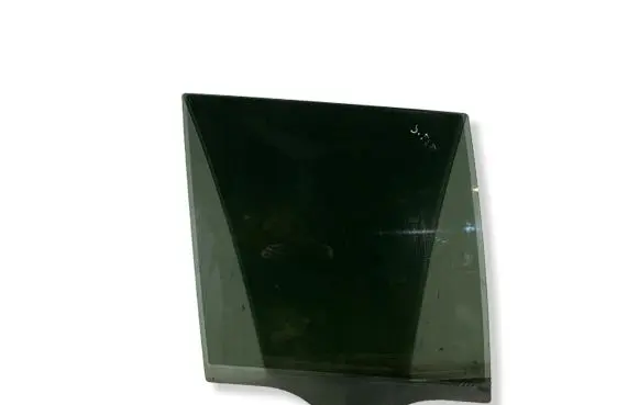 BMW X5 E53 Rear door window glass AS3