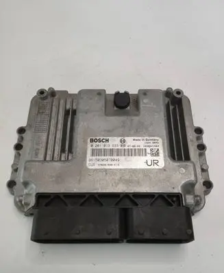 Honda CR-V Engine control unit/module 0281013633 37820R06E15 96150305070049