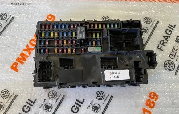 Cadillac Escalade Fuse box set BC3T14B476DH