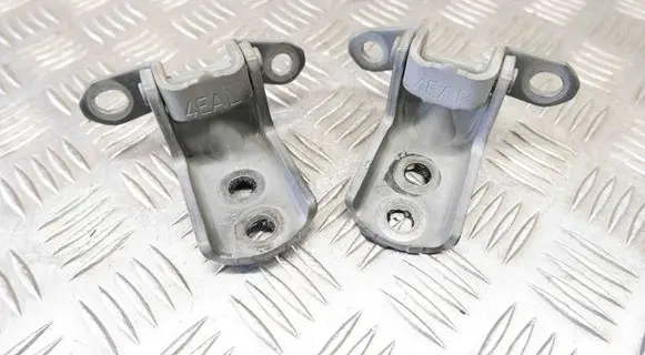 Nissan Qashqai Front door hinge set 