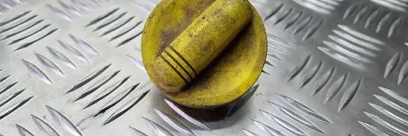 Opel Movano A Oil filler cap 11077J