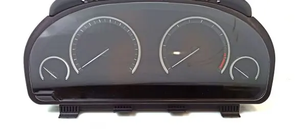 BMW 5 F10 F11 Speedometer (instrument cluster) 9265157