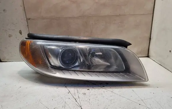 Volvo S80 Headlight/headlamp 31283918 6337200000