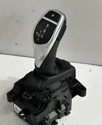 BMW 4 F32 F33 Gear shifter/selector 9296899 14445733
