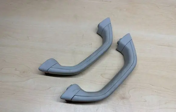 Man TGE 1gen A set of handles for the ceiling