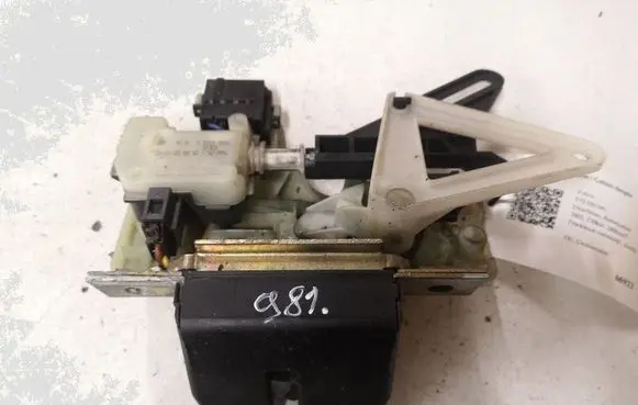 Volvo V70 Tailgate/trunk/boot lock/catch/latch 999065180