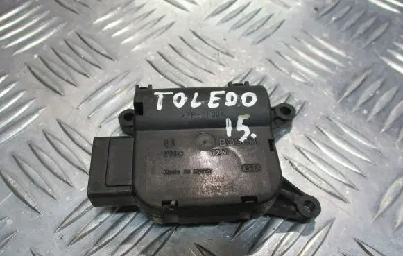 Seat Toledo II (1M) Central body control module 1J1907511E