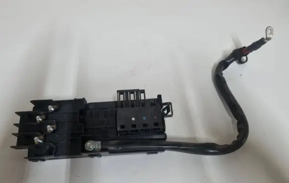 Mercedes-Benz E W211 Positive cable (battery) 2115452301