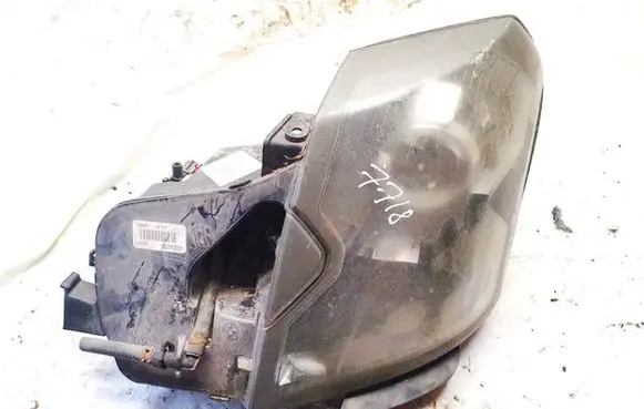 Cadillac CTS Headlight/headlamp 15826023